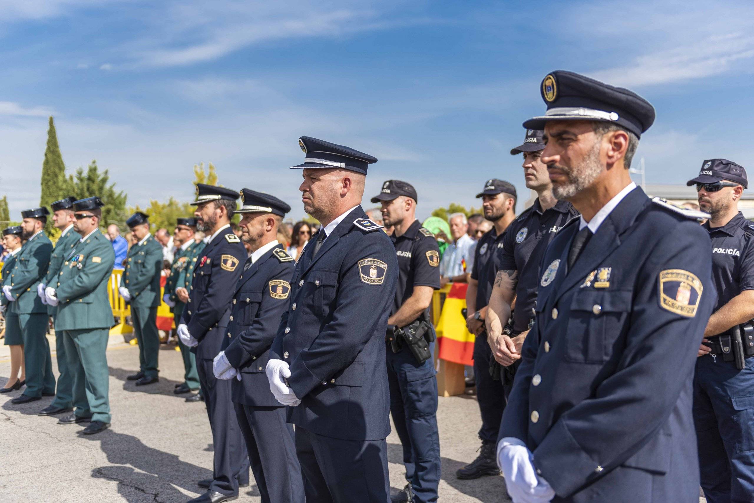 Miembros de Policía Local en formación durante el acto