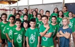 Participantes de la Escuela Municipal de Natación.