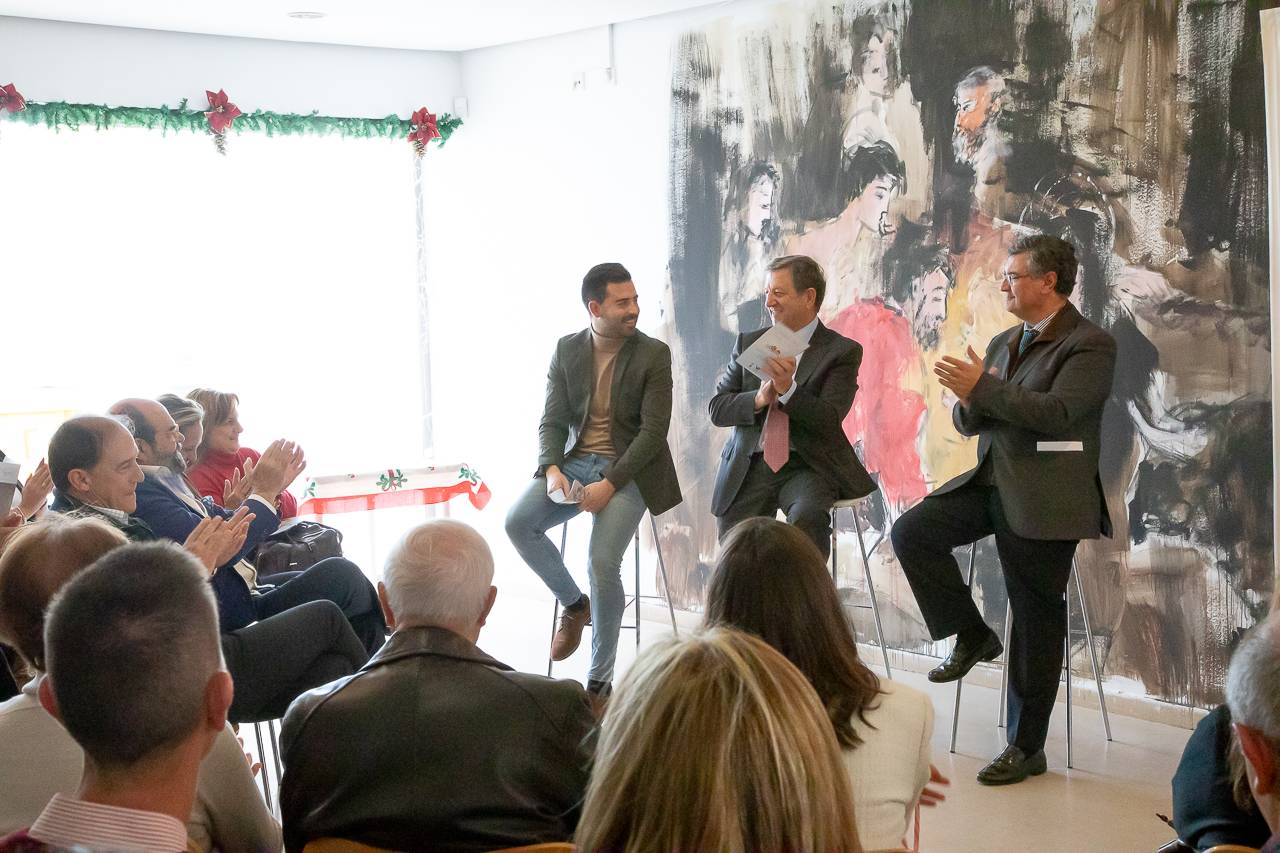 El alcalde, Luis Partida, junto al concejal de Desarrollo Local, Juan Miguel Gómez, y el concejal de Festejos, Ignacio González, presentando la programación.