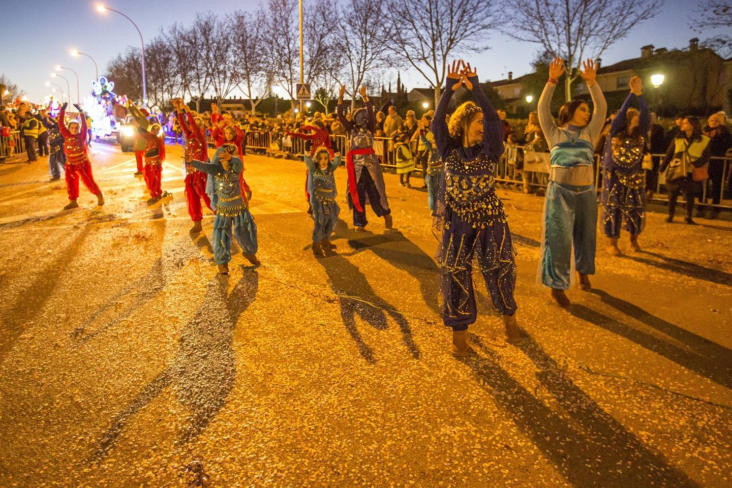 Participantes en la Cabalgata de Reyes.