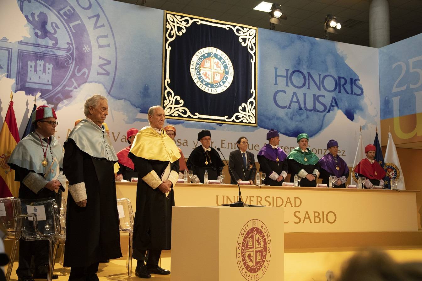 Imagen general del acto de nombramiento de los Doctores Honoris Causa.