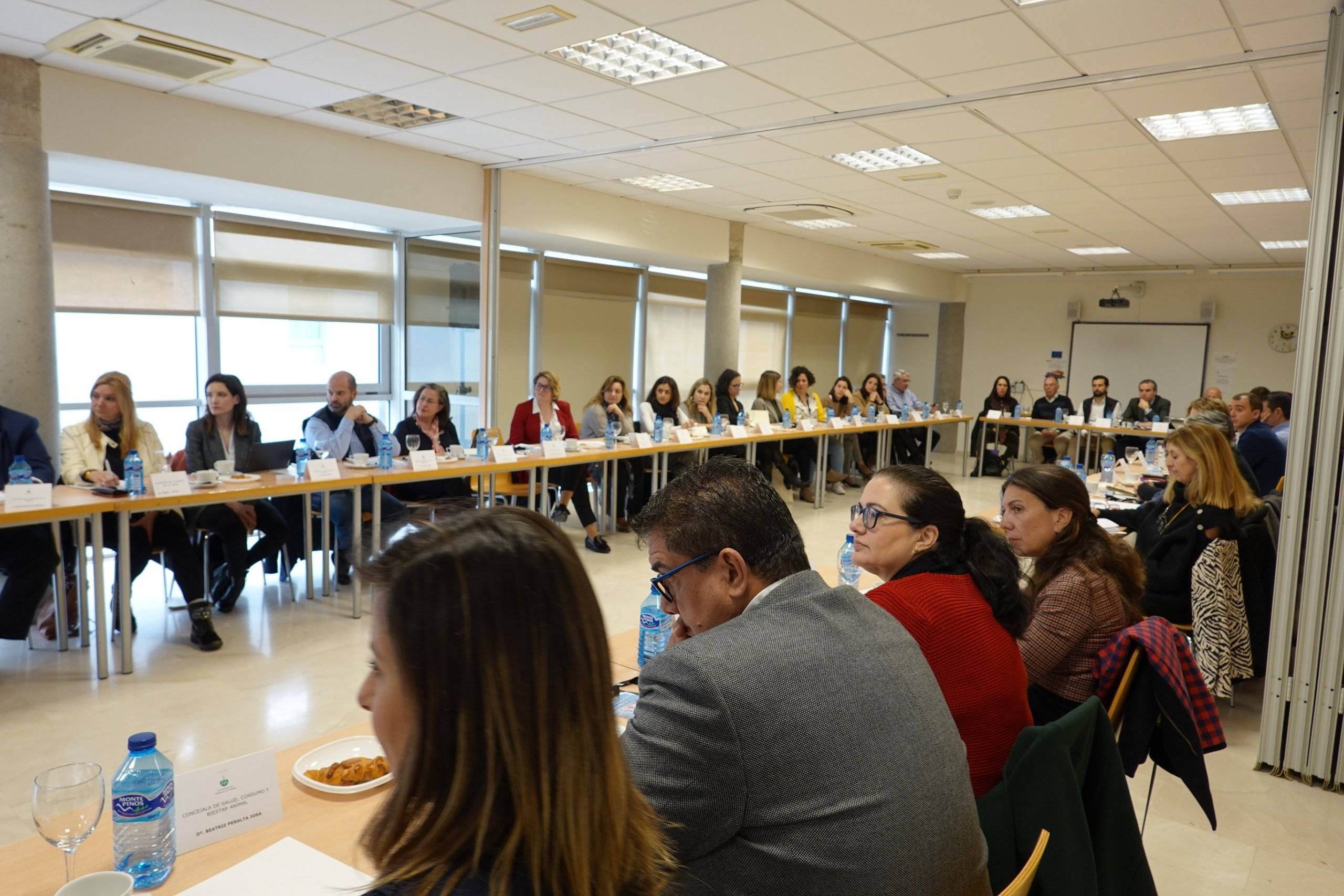 Asistentes al acto inaugural de las XV Jornadas del Emprendedor y la Empresa.