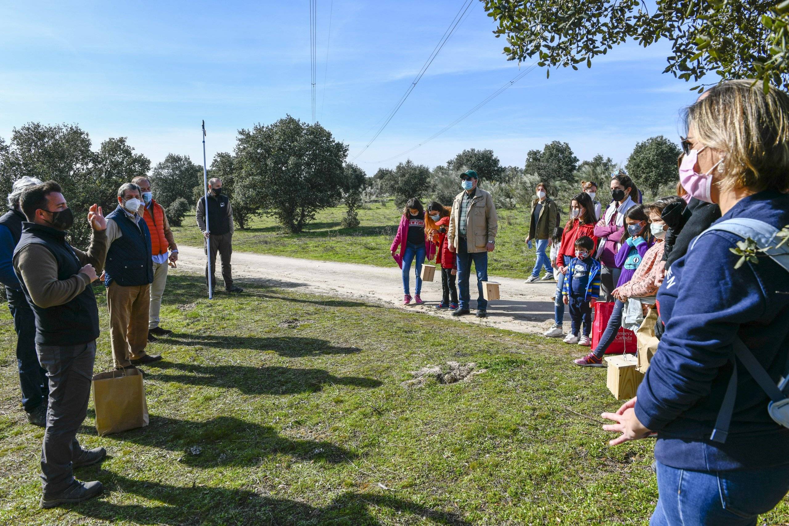 Inicio del taller de cajas nido en el Parque Regional.