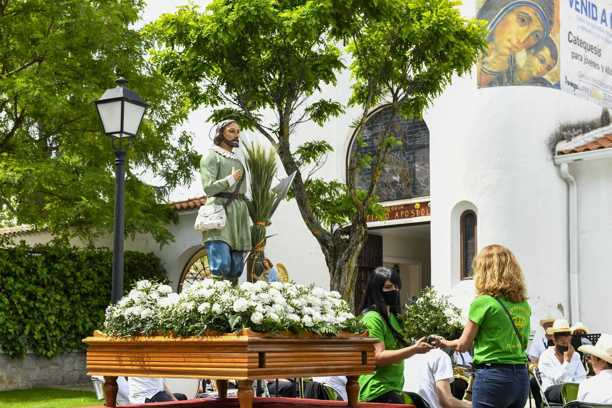 Ofrenda floral de Los Despernaos.