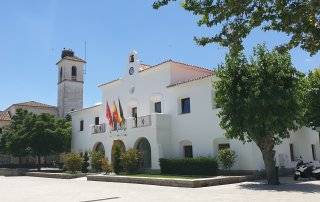 Imagen de la fachada del Ayuntamiento.