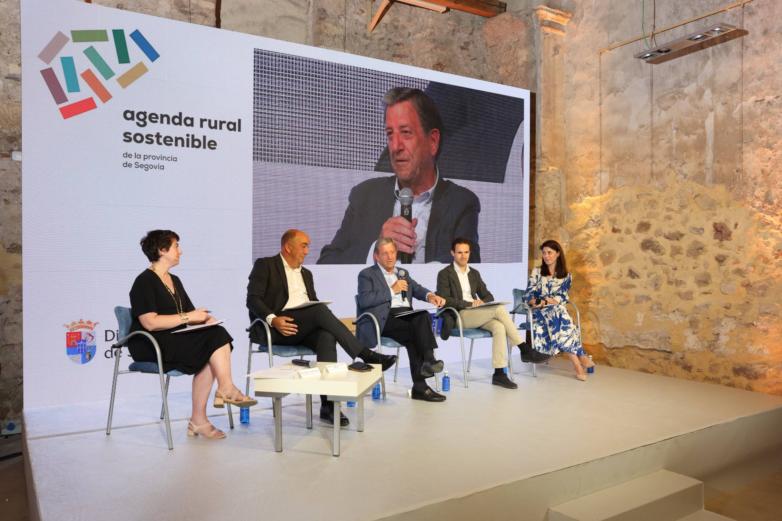 El alcalde, Luis Partia, durante su intervención en el “I Foro Territorio y Sostenibilidad” organizado por la Diputación de Segovia.