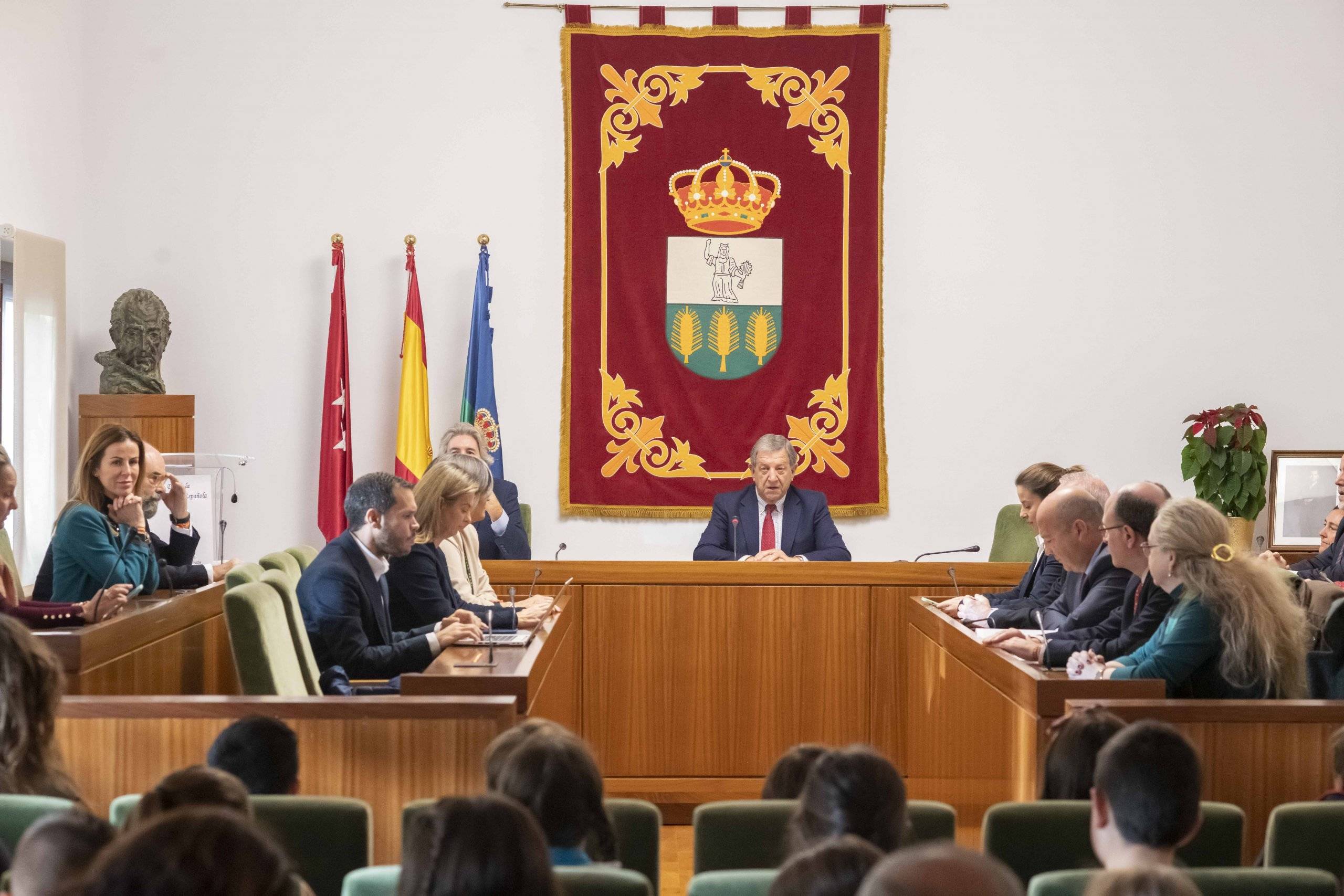 El alcalde, Luis Partida, durante su intervención.