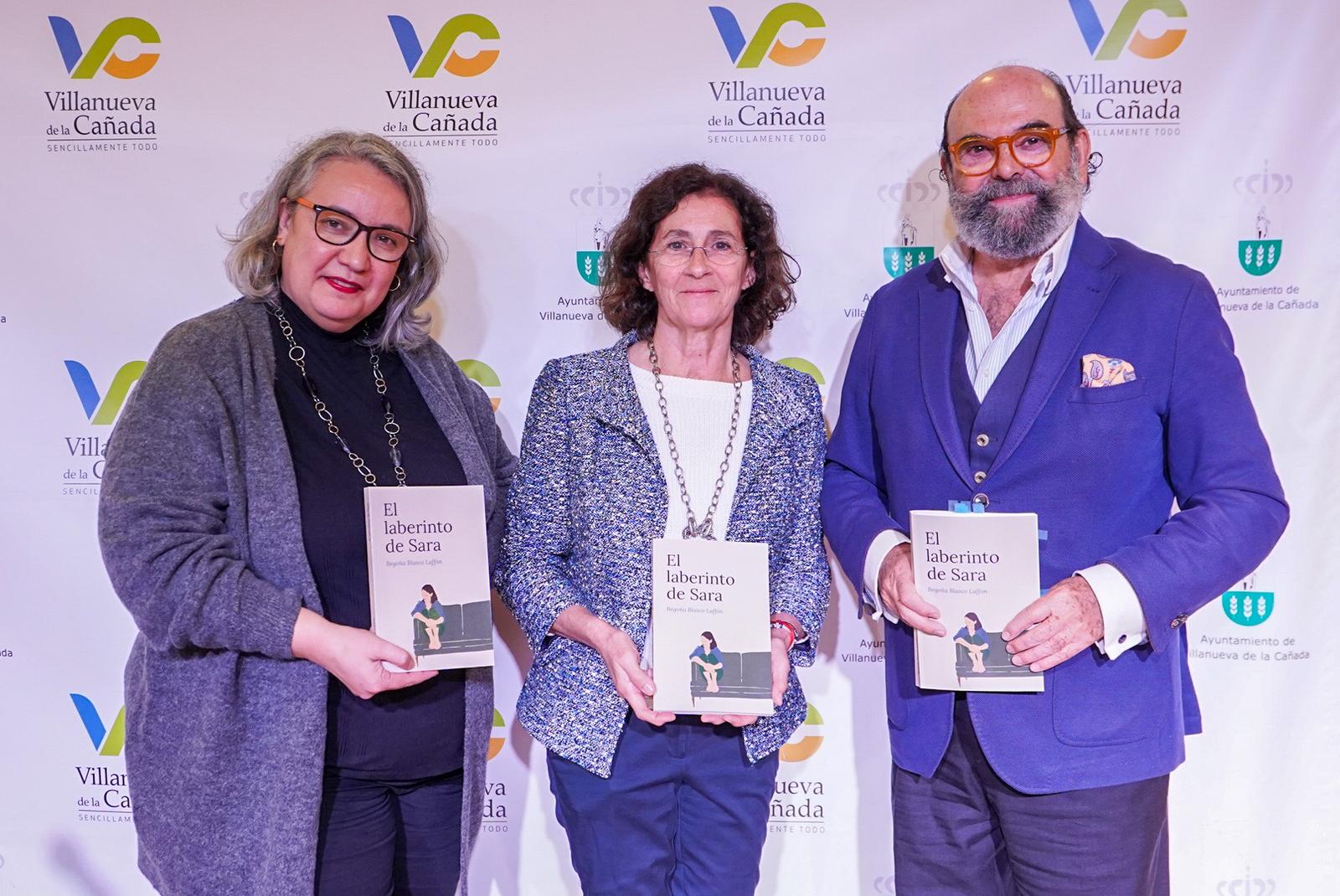 Imagen de la presentación del libro "El laberinto de Sara".