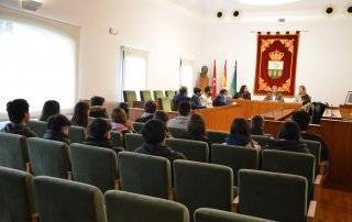 Imagen de la visita de los alumnos del CEIPSO María Moliner durante su visita.