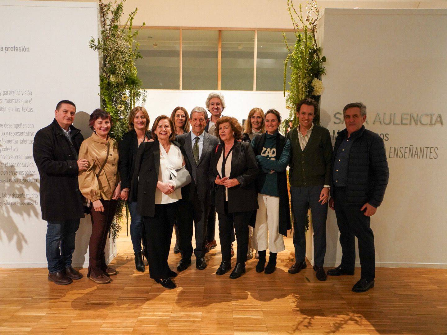 Juana M.ª Manrique, junto a compañeros de la Oficina Técnica y del Ayuntamiento.