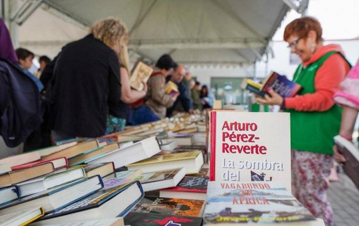 Imagen del Mercado Solidario de Libros.