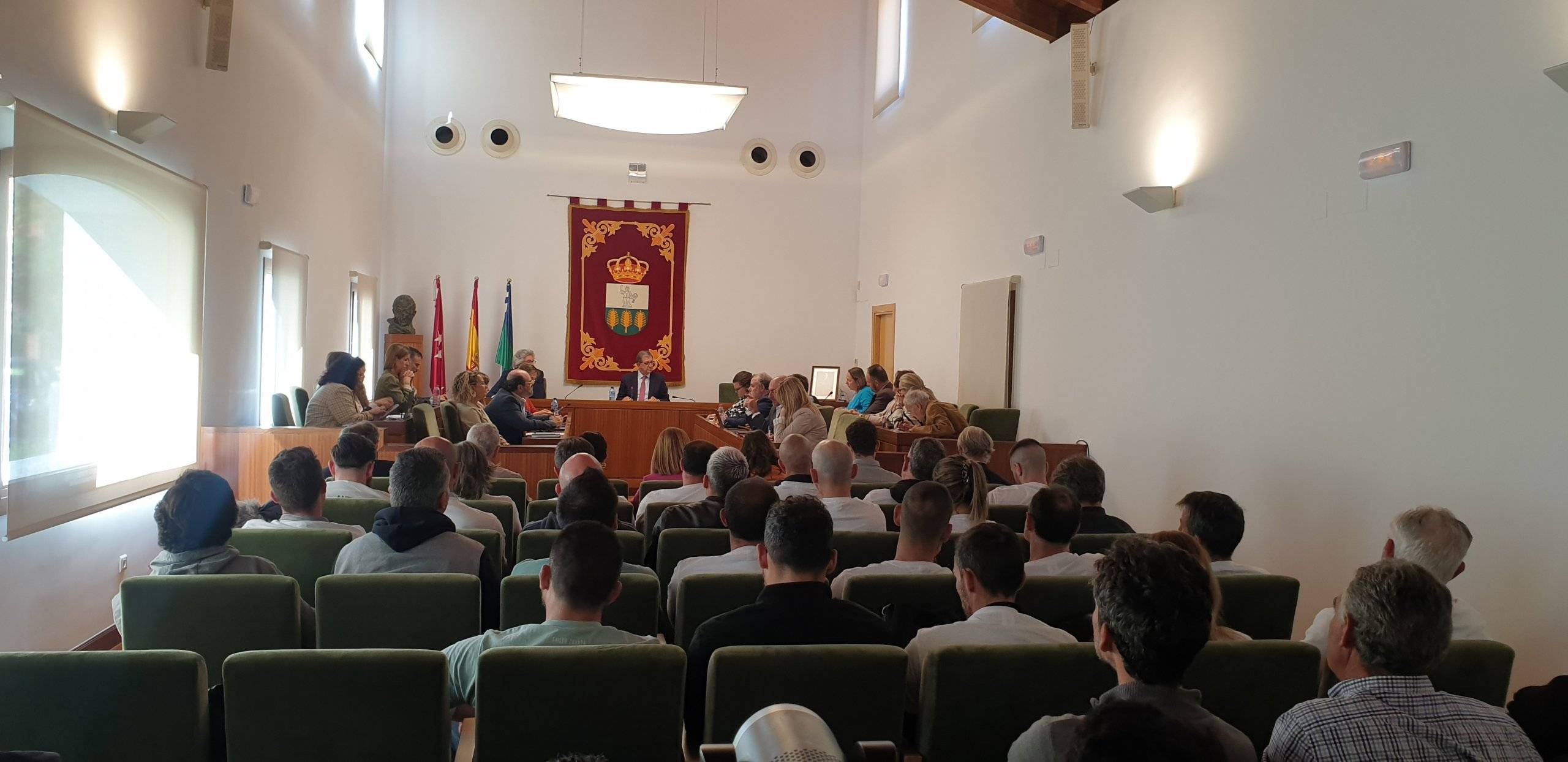 Imagen de la sesión en el Salón de Plenos.