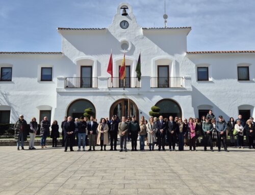 Minuto de silencio en Villanueva de la Cañada por el 22.º aniversario del 11M
