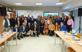 Foto de grupo de los participantes en el desayuno de trabajo de las Jornadas del Emprendedor y la Empresa.