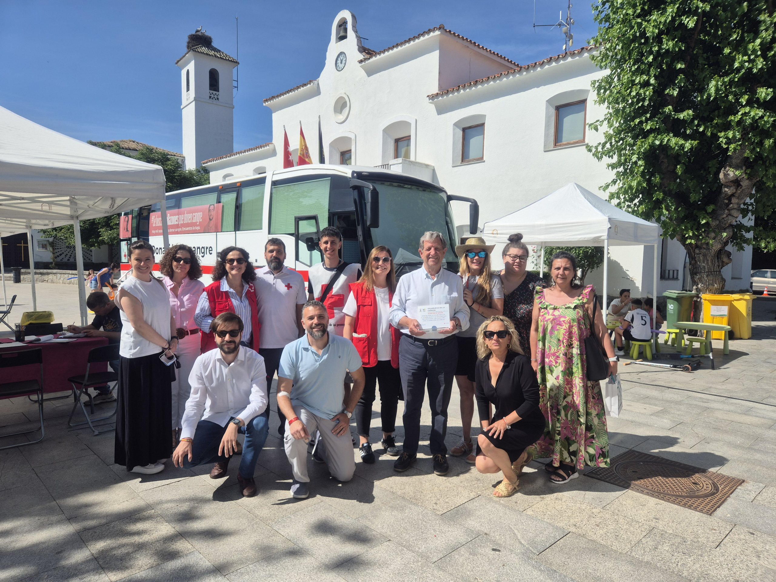 Foto de familia del II Festival de Donación de Sangre Foto de familia del II Festival de Donación de Sangre