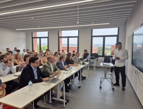 El alcalde agradece el trabajo de los alumnos de FP de la UAX