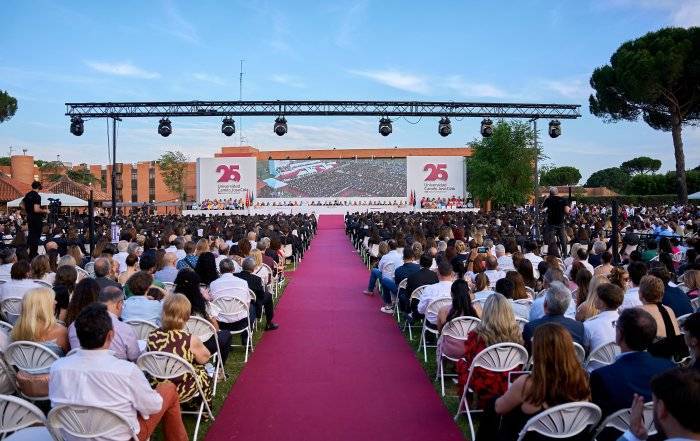 Graduación de la universidad Camilo José Cela del curso 2024/2025.