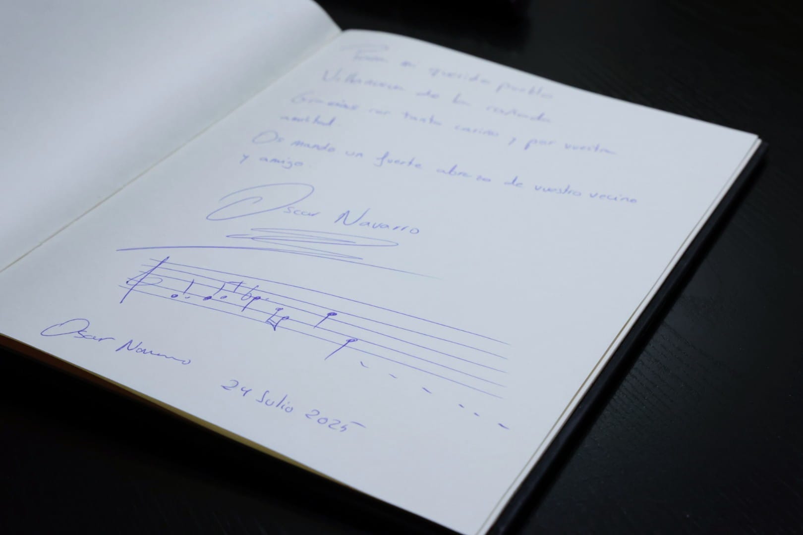 Dedicatoria del pregonero Óscar Navarro