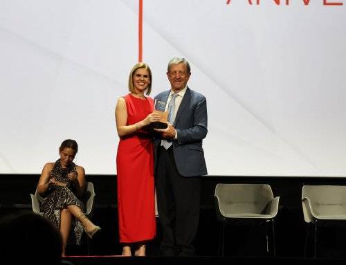 Reconocimiento al alcalde por su contribución al municipalismo madrileño