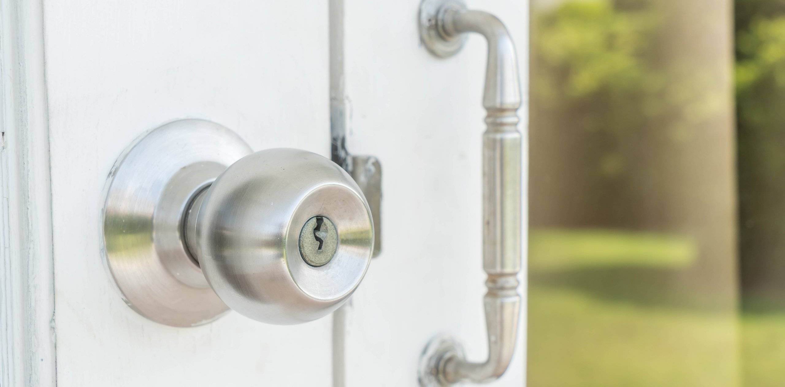 Foto pomo puerta con cerradura Foto pomo puerta con cerradura