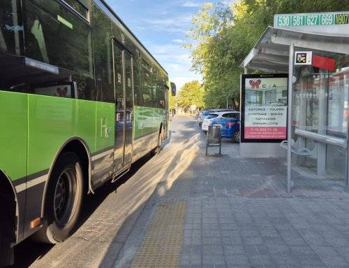 El Ayuntamiento mejora la accesibilidad en 11 paradas de autobús