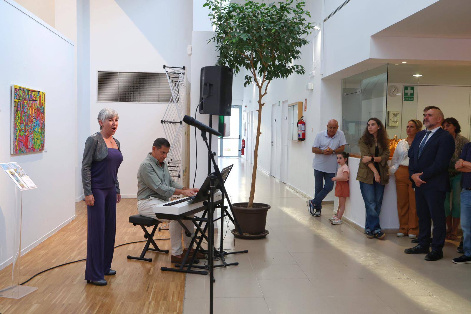 La profesora de canto de la EMMD durante su actuación.