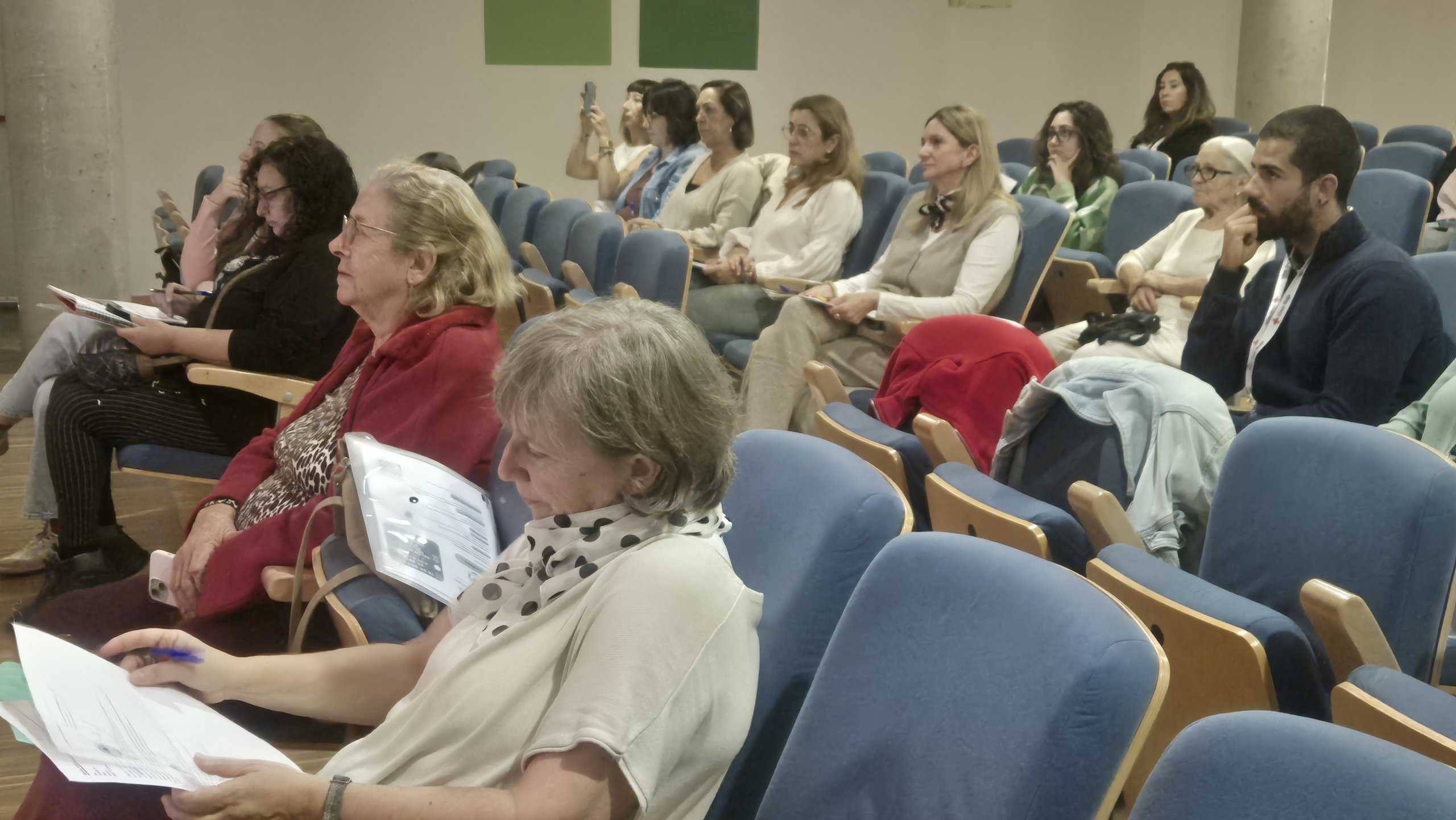 Asistentes a la I Jornada de prevención del suicidio y autolesiones no suicidas.