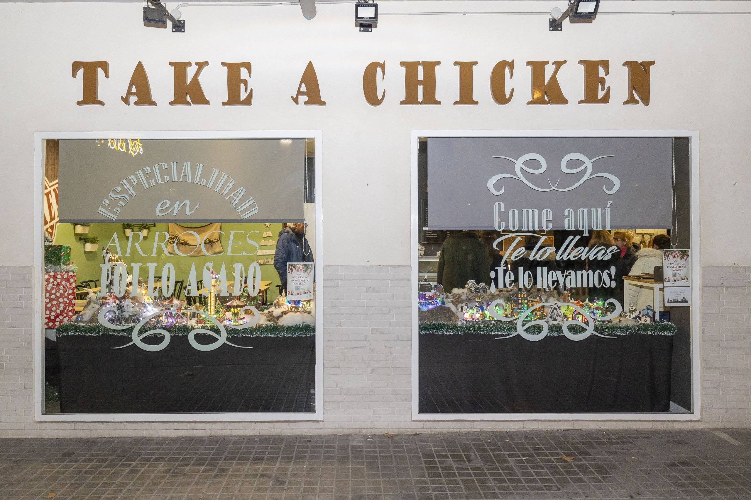 Escaparate Take a chiken.