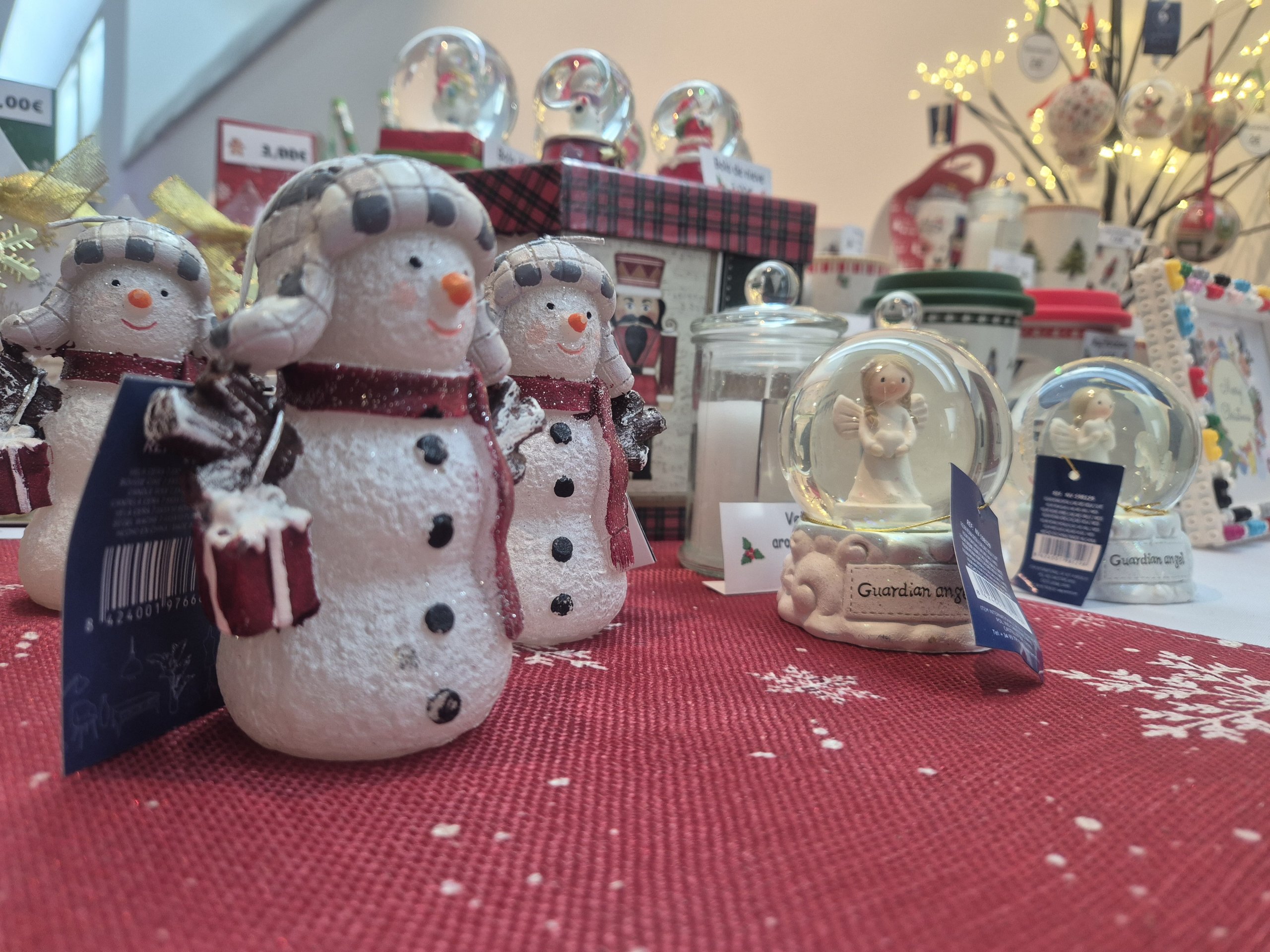 Imagen de uno de los puestos que se pueden encontrar en el C.C. La Despernada.