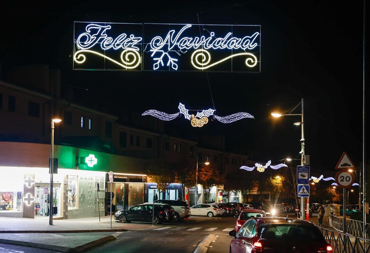 Adornos navideños en el Sector 4 "La Pasada"