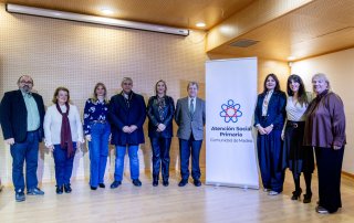 Autoridades durante la presentación de la nueva imagen corporativa de la Atención Social Primaria.
