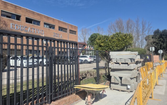 Imagen de las obras en las inmediaciones del Colegio Zola Villafranca.