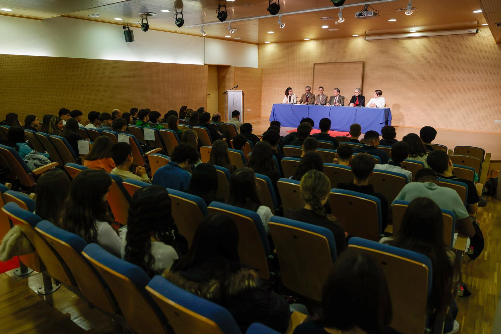 Auditorio del C.C. El Molino durante el acto celebrado.