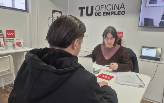 Imagen del interior de la Oficina de Empleo Móvil.