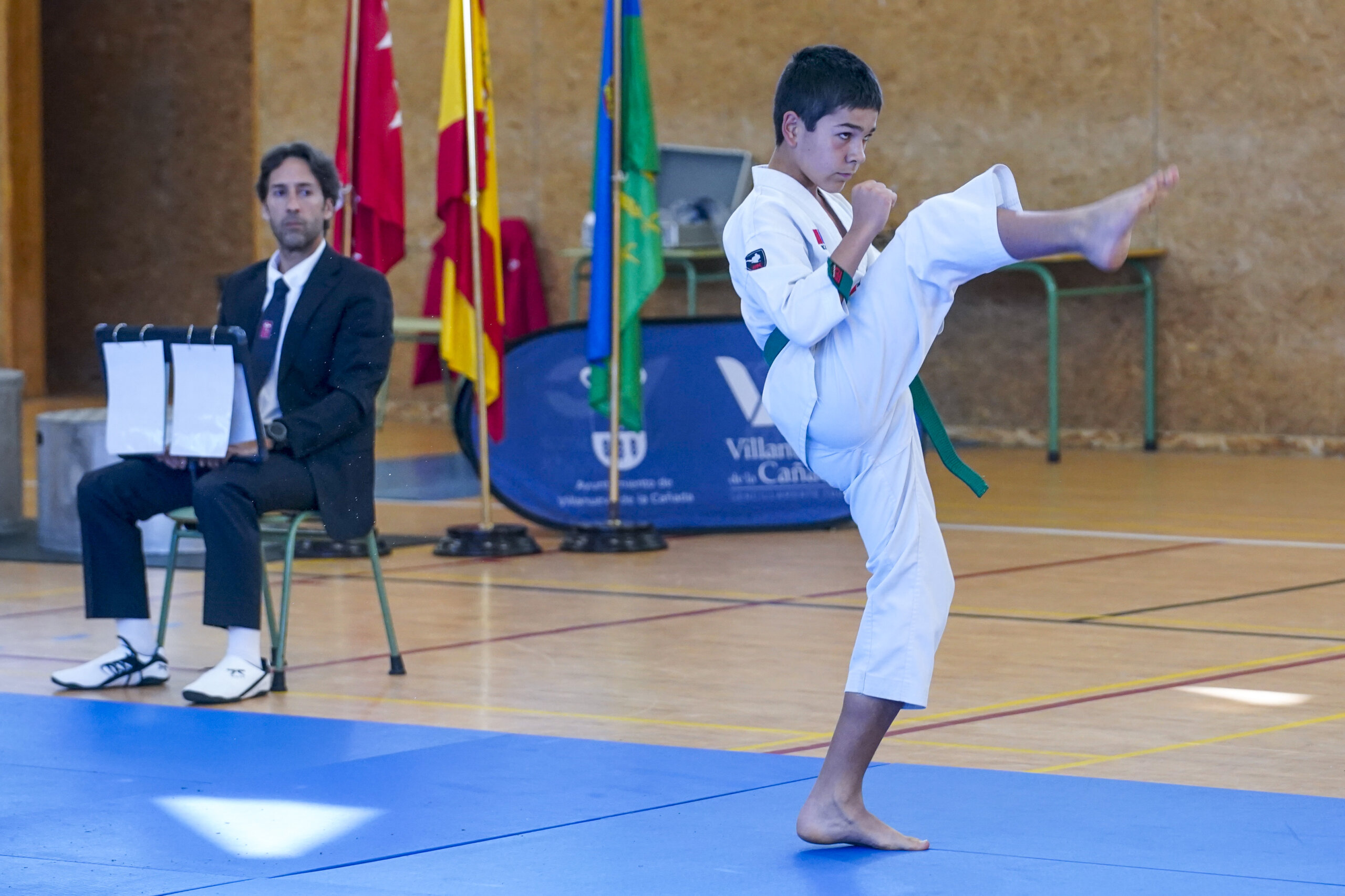 Participante en IX Campeonato de Taekwondo.