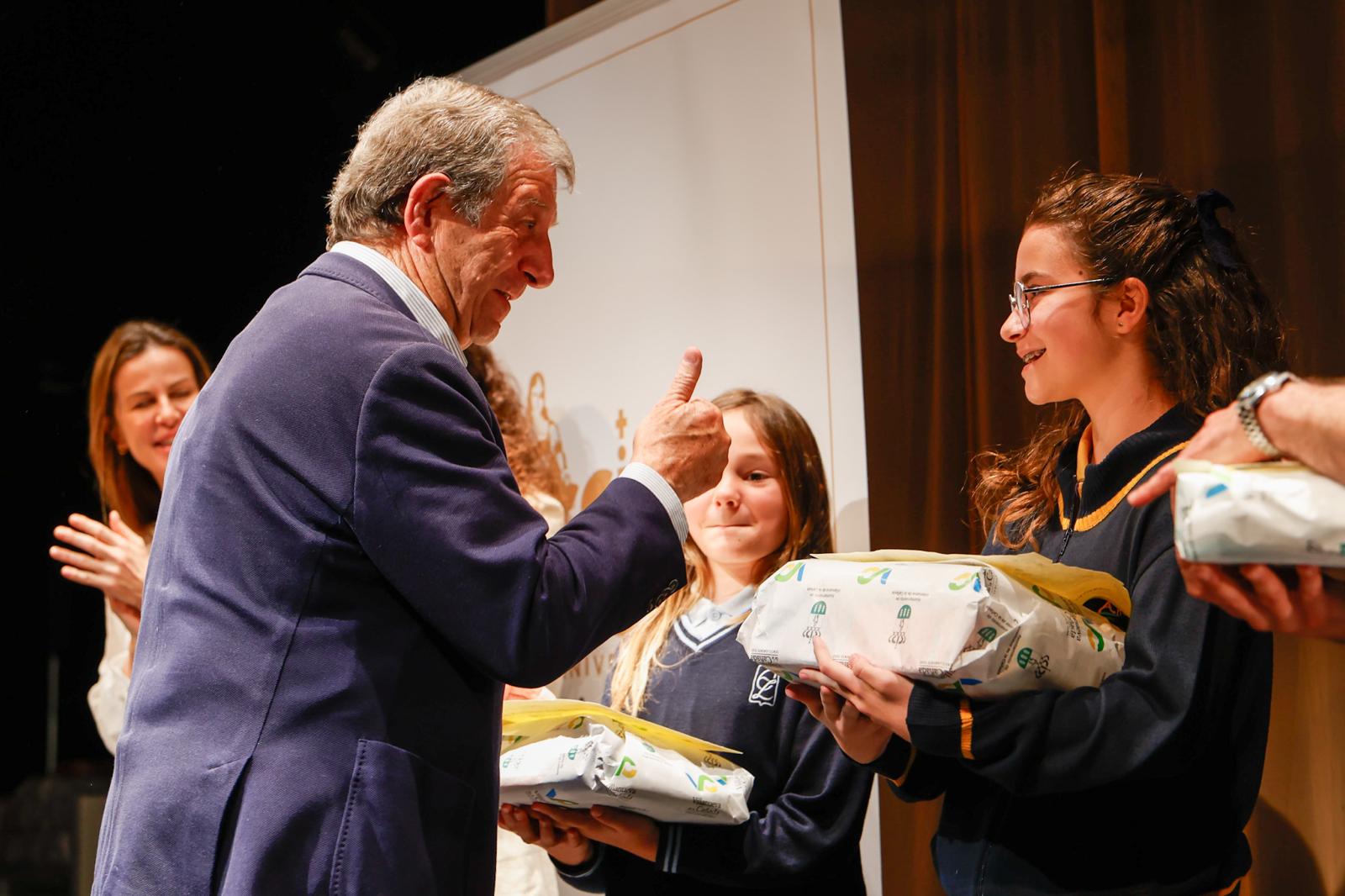 Entrega de premios del XXXIV Concurso de Cuentos Infantil y Juvenil.