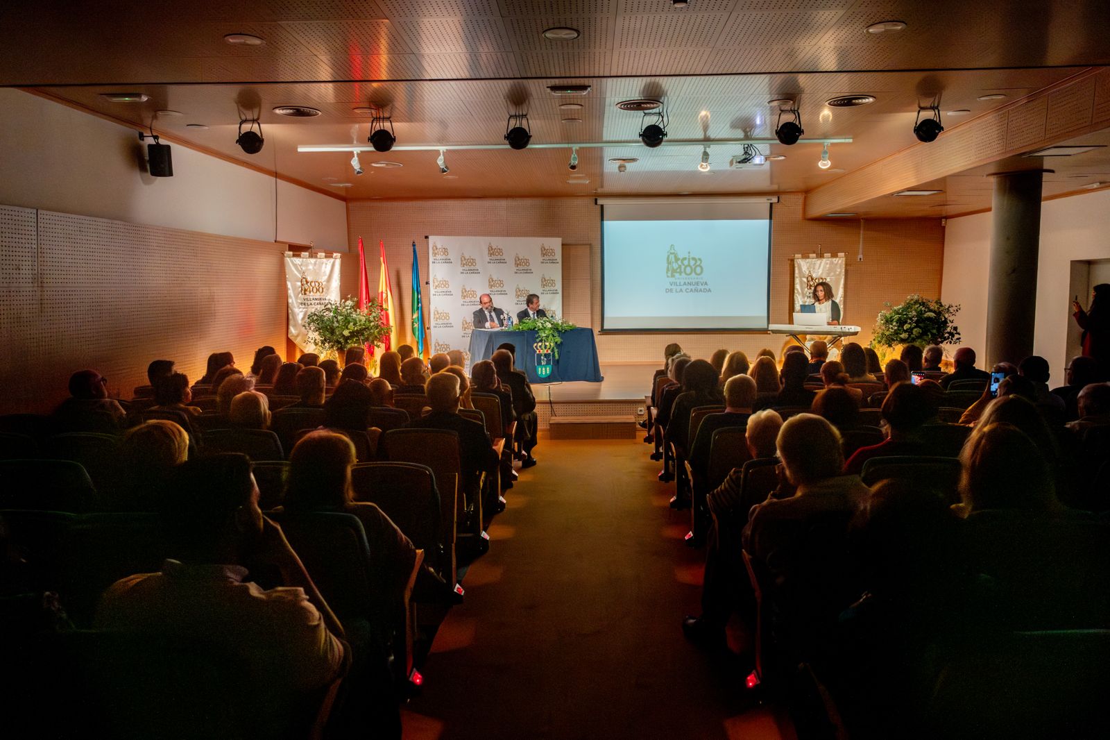 Salón de actos del Centro Cívico el Molino durante la presentación.