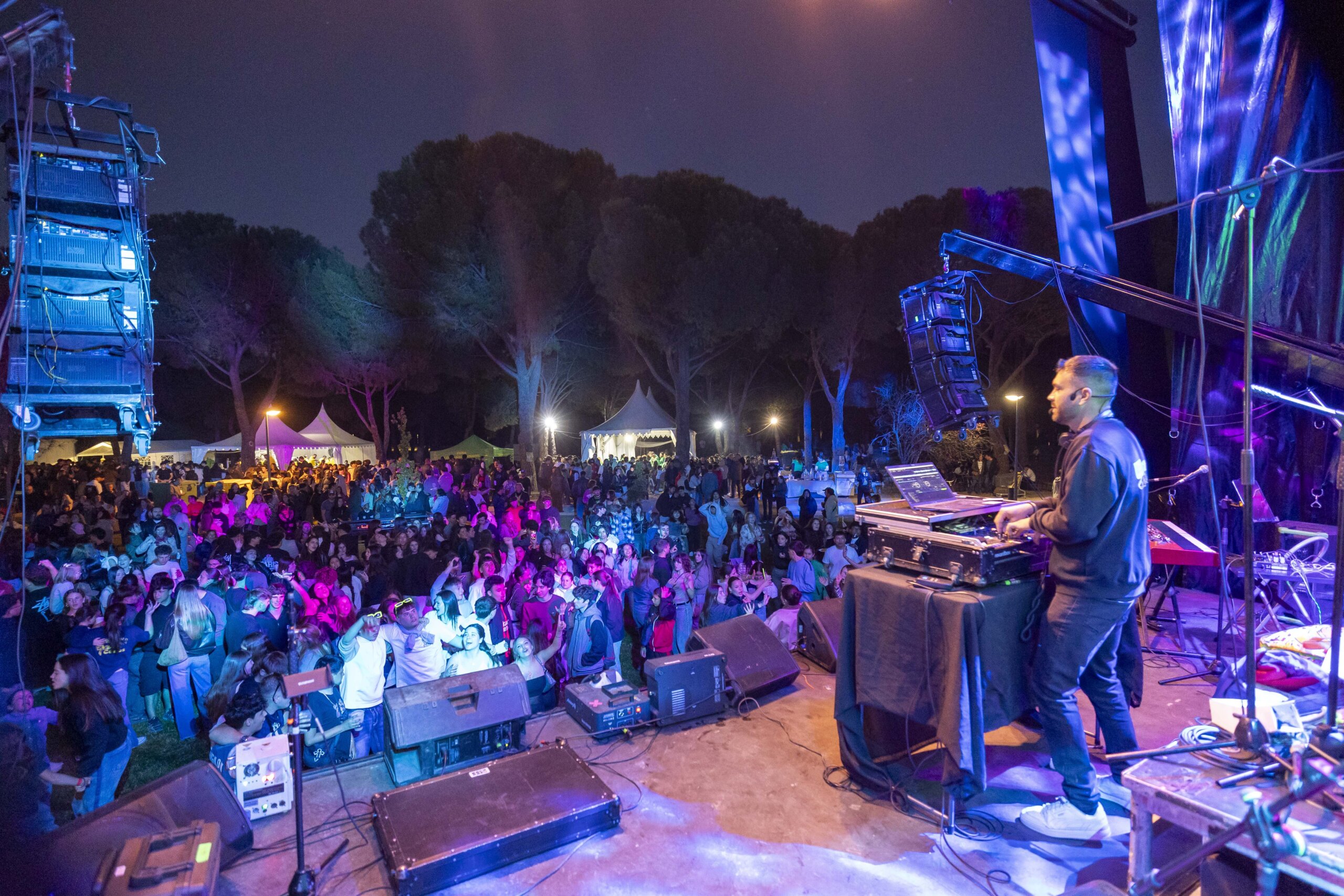 Actuación de Dj Fran fiesta, en San Isidro 2026.