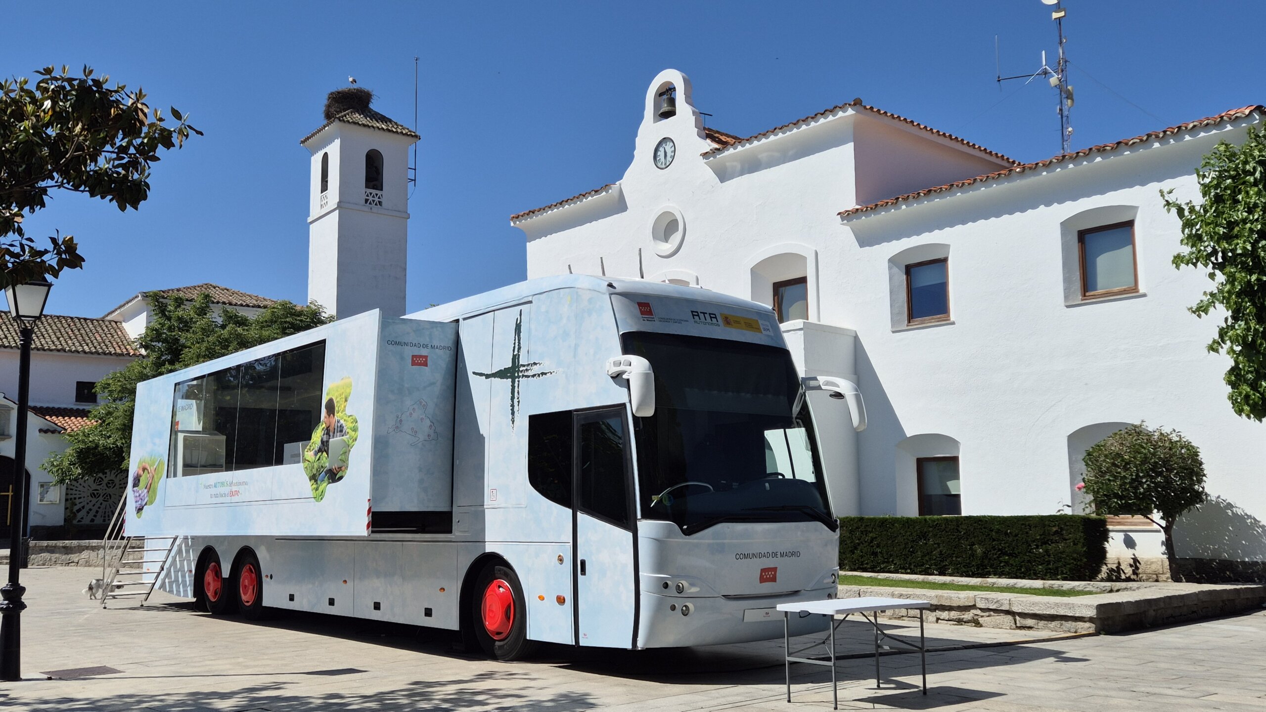 El Autobús del Emprendedor, en la Plaza de España.