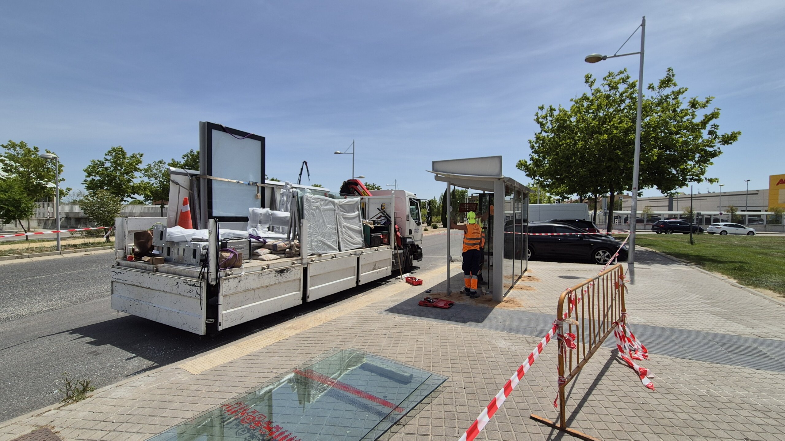 Plan de renovación de las paradas y marquesinas de autobús.
