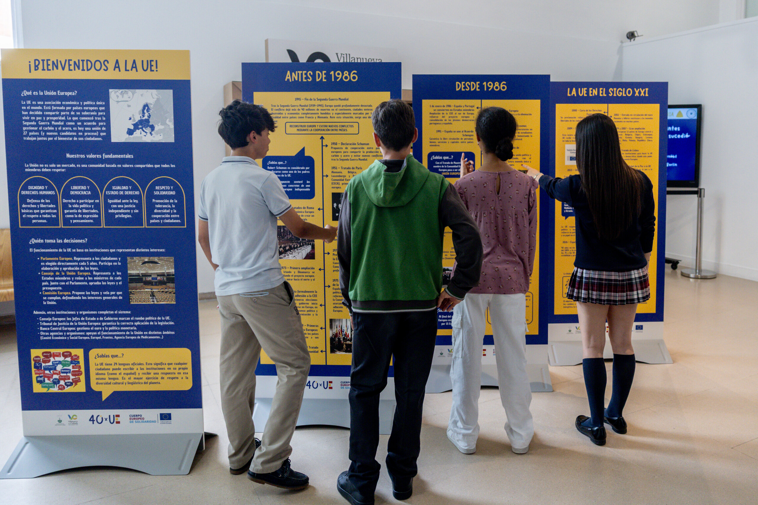 Exposición sobre los 40 años de España en la Unión Europea.