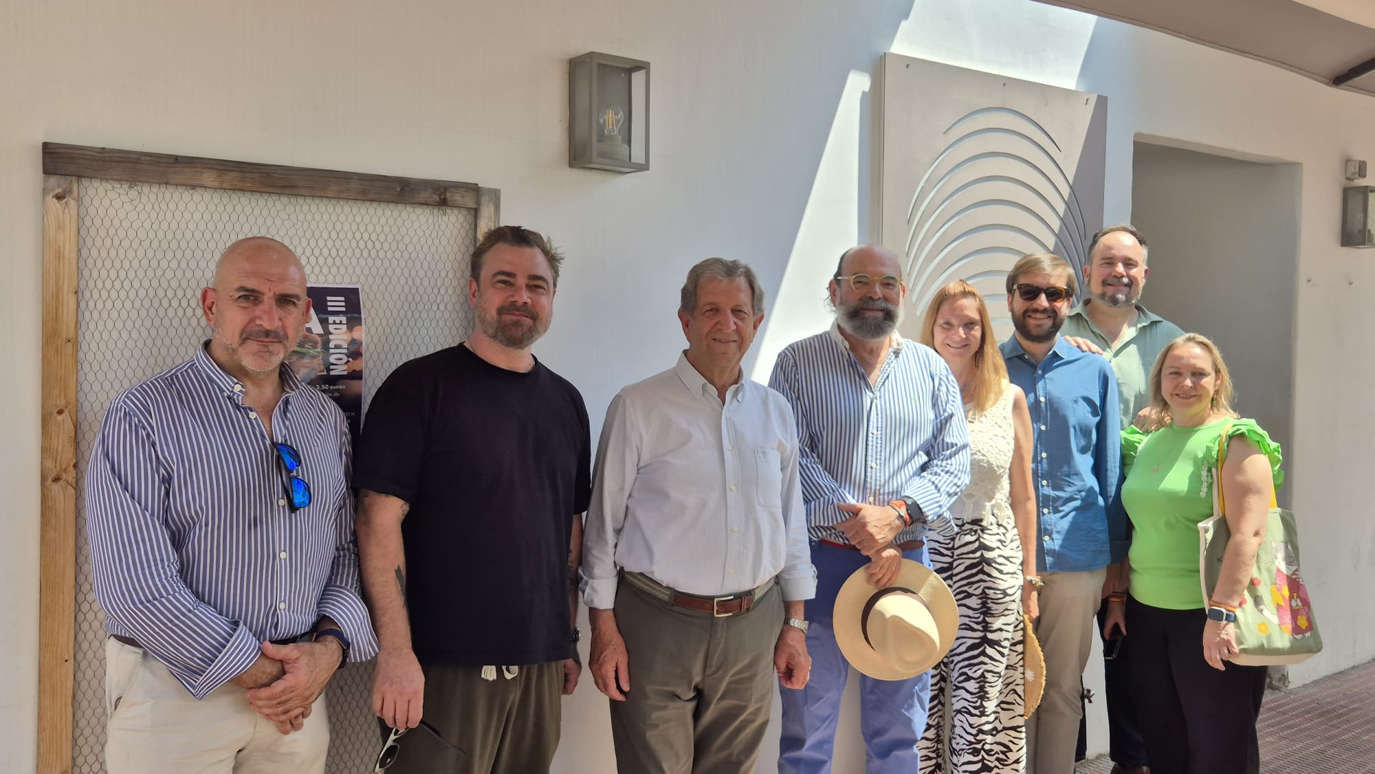 Visita del alcalde y concejales de la Corporación Municipal a los hosteleros de la III Ruta de la Tapa.