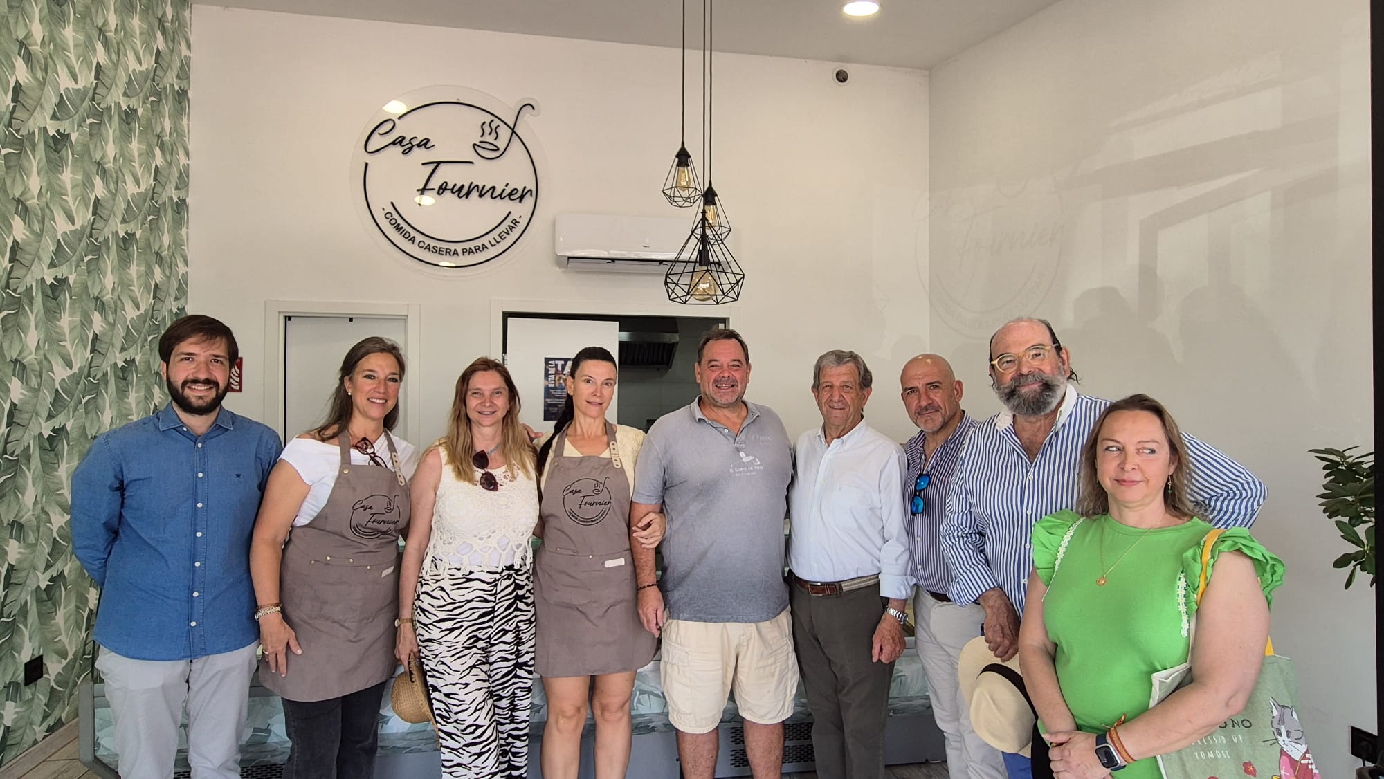 Visita del alcalde y concejales de la Corporación Municipal a los hosteleros de la III Ruta de la Tapa