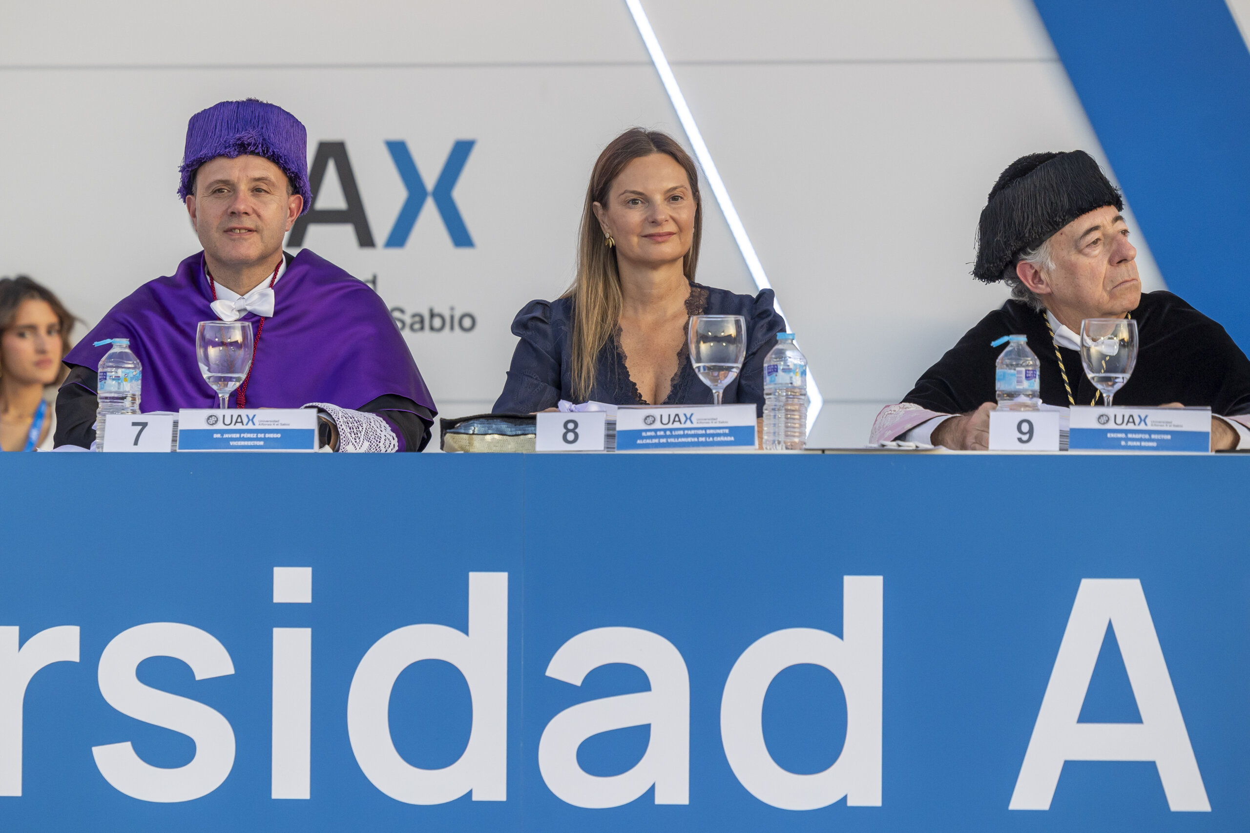 La concejala de Universidades en la Ceremonia de graduación de la UAX.