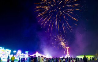 Fuegos artificiales. Imagen de archivo Fiestas Santiago Apóstol.