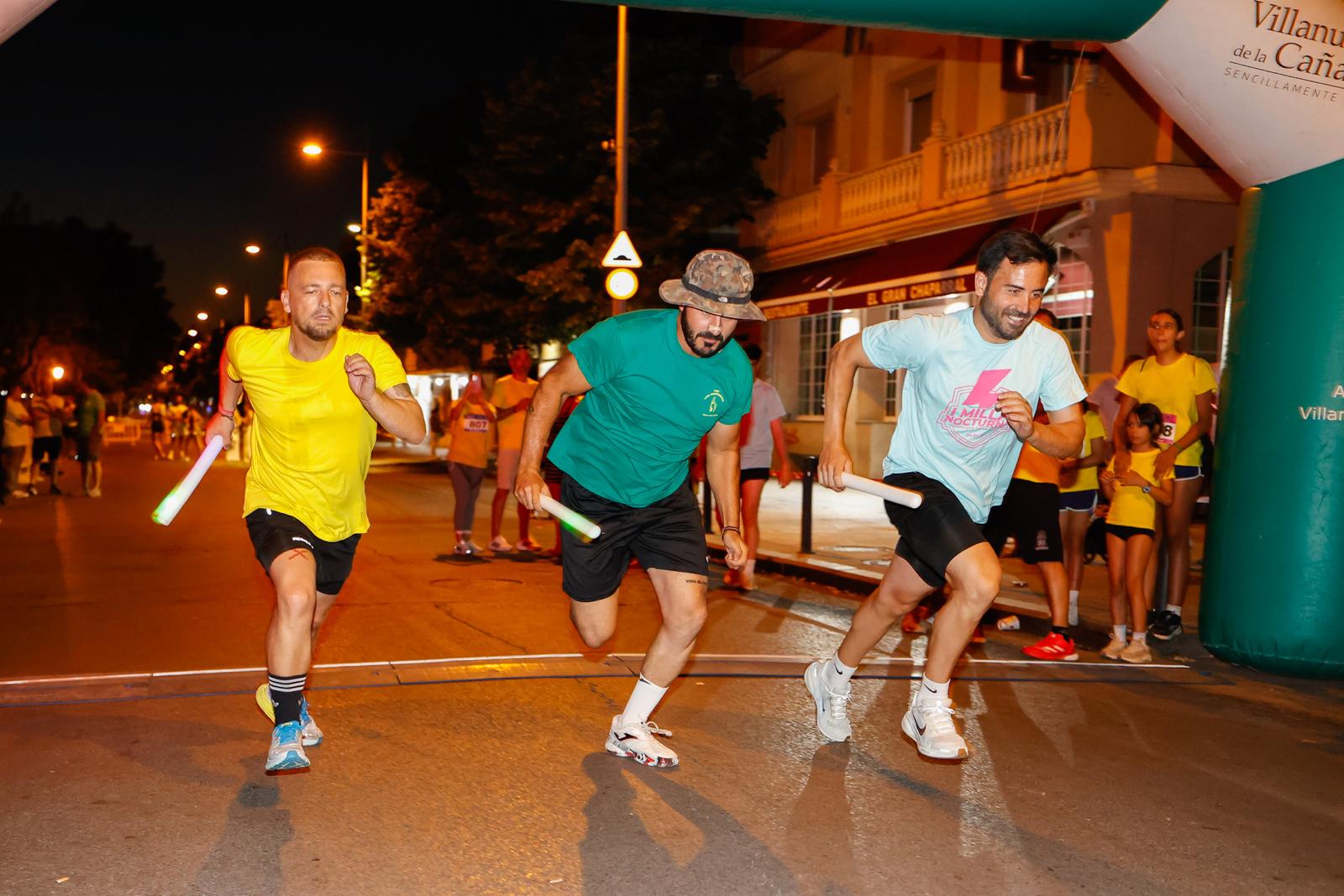 Salida de la carrera de relevos.