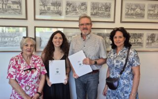 Firma del convenio con la Asociación Cultural de Hermanamientos (ACH).