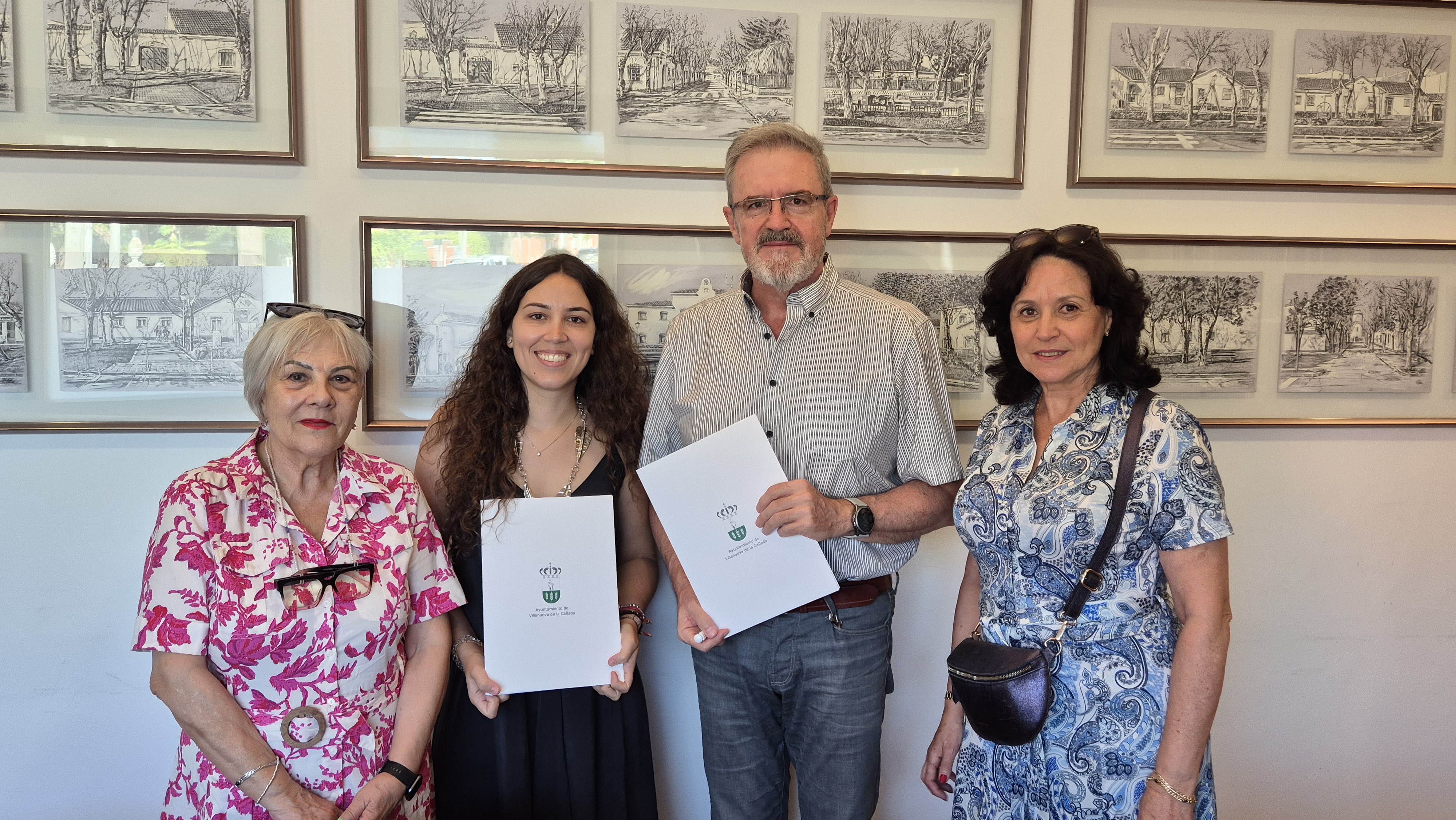 Firma del convenio con la Asociación Cultural de Hermanamientos (ACH).
