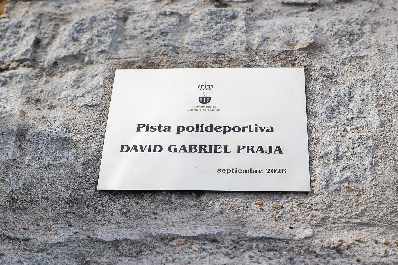 Placa conmemorativa en recuerdo de David Gabriel Praja