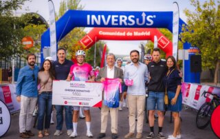 El alcalde y concejales de la Corporación Municipal junto a ganadores de la Musssara.